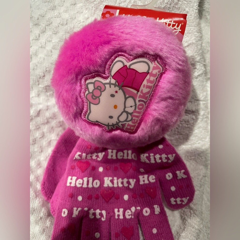 Hello Kitty Bundle - Picture 2 of 4
